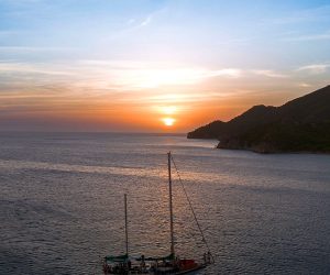velero desde santa marta a bahia concha