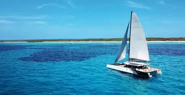 tour islas del rosario catamaran