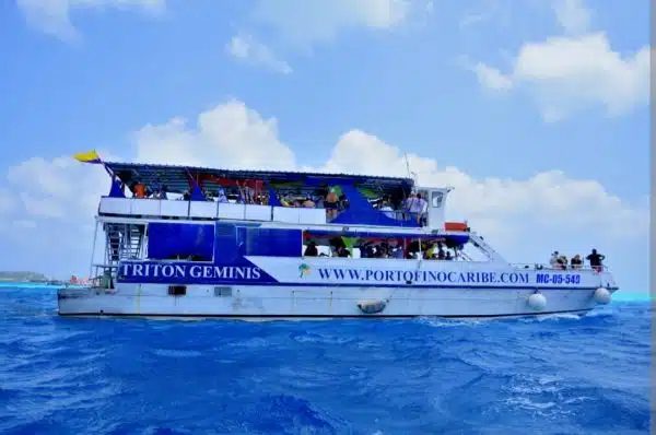 Tour por la Bahía en San Andrés - Imagen 4