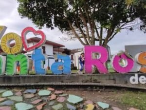 Conoce Santa Rosa de Cabal, un destino lleno de naturaleza, bienestar y sabor.