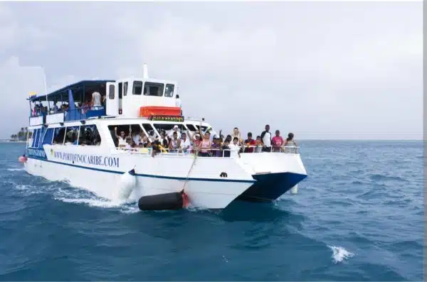 Tour por la Bahía en San Andrés